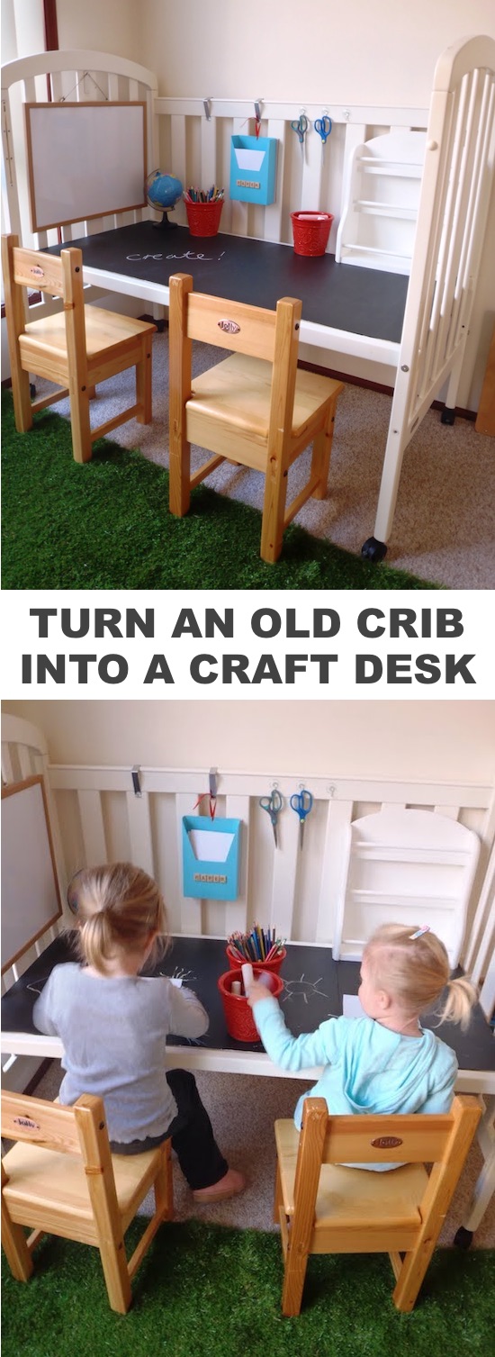 DIY craft desk made out of a crib! -- Snadné nápady na DIY řemesla pro dospělé do domácnosti, pro zábavu, na dárky, na prodej a další! Některé z nich by se skvěle hodily na Vánoce nebo jiné svátky. Je tu spousta úžasných projektů! Listotic.com