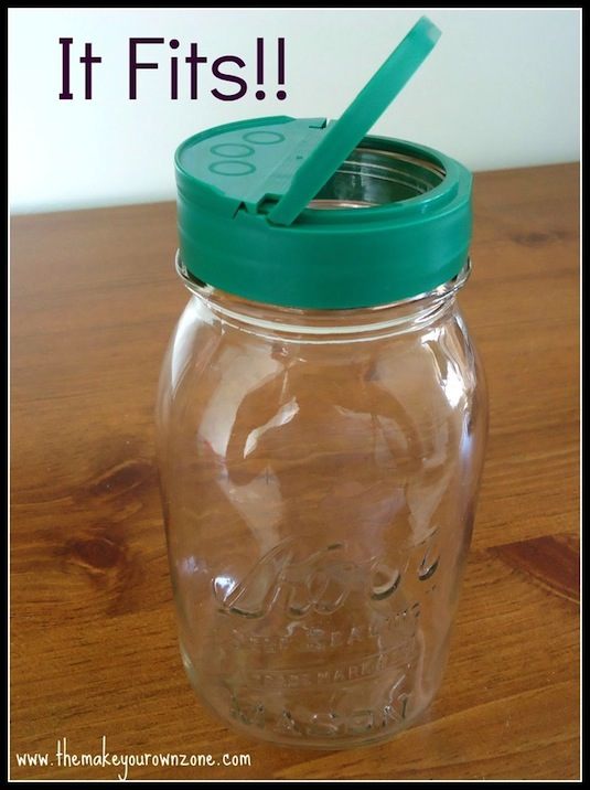 https://listotic.com/wp-content/uploads/2013/08/20-Of-The-Best-Mason-Jar-Projects-Screw-a-parmesan-cheese-lid-to-the-top-of-a-mason-jar-It-fits-parmesan-lid-3.jpg