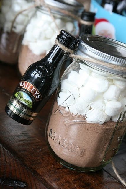 20 Of The Best Mason Jar Projects | Use mason jars to pack unique gifts! Love this one.