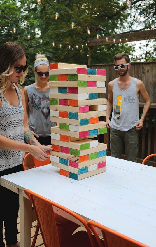 32 Of The Best DIY Backyard Games You Will Ever Play - Giant outdoor Jenga! Yes, please.