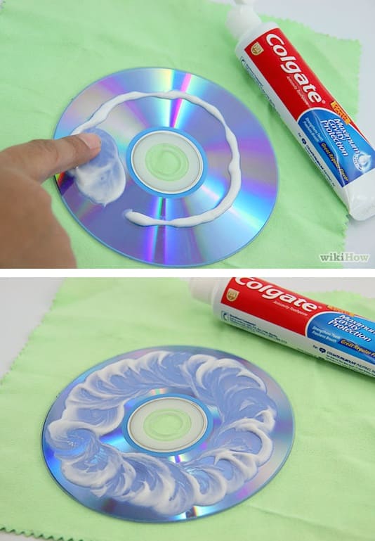 How to get rid of scratches on CDs with toothpaste -- Clever DIY life hacks every girl should know! For organization, crafts, ideas, beauty, school, home or just little tips and tricks that will make your life easier. Listotic.com 