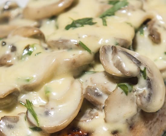 creamy mushrooms with chicken made int the crockpot