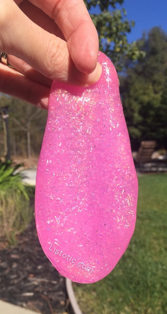 Easy 2 ingredient DIY Slime Recipe For Kids (borax free). My kids love this goo recipe! It's so simple and quick! | Listotic.com 