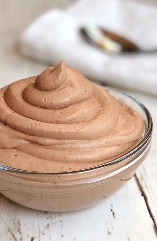 Easy Keto Chocolate Frosty (just like Wendy's) | This quick and easy low carb dessert recipe is my favorite keto treat so far! It's like a super thick shake, but better! Listotic.com