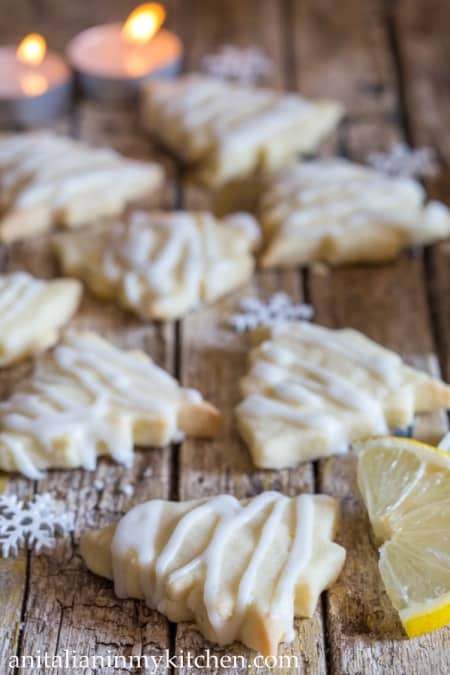 Tasty lemon shortbread recipe.