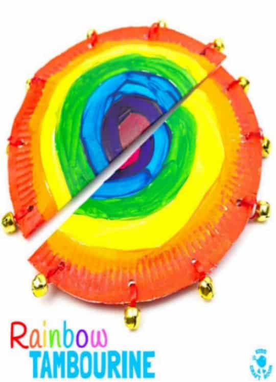 Easy and fun rainbow tambourine made from a paper plate and bells. 