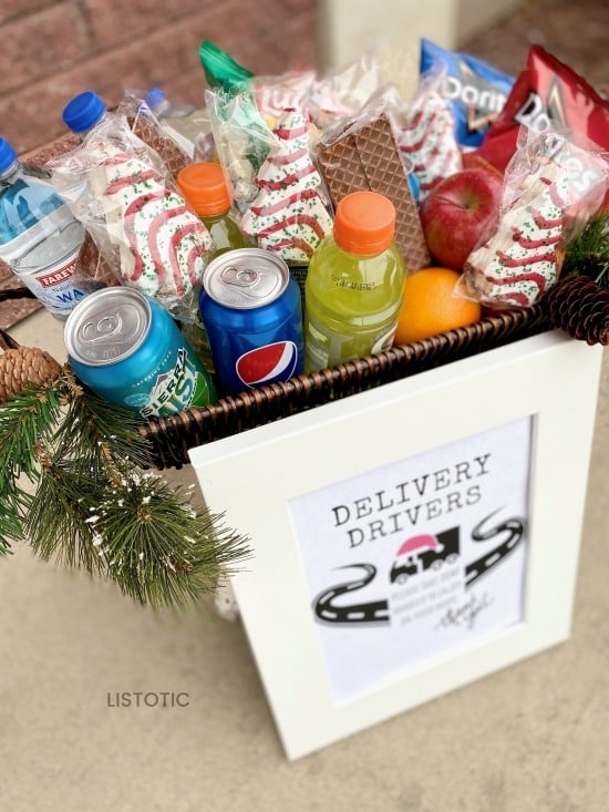 delivery drivers snack signs