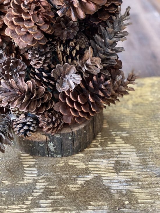 Pine cone christmas tree craft