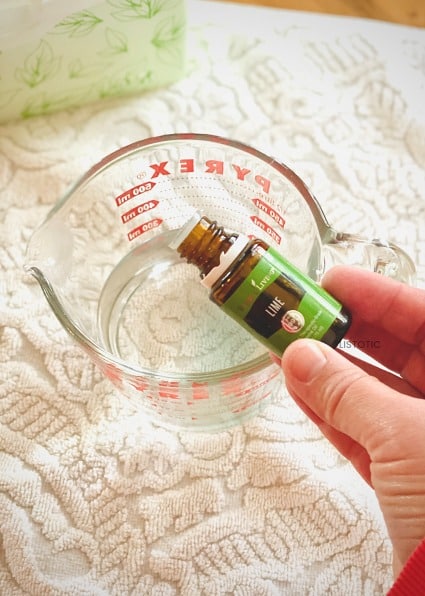Make homemade disinfectant wipes with essential oil in the solution