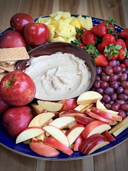 Kid friendly appetizer dips for fruit recipe with apples grapes pineapples and gram crackers