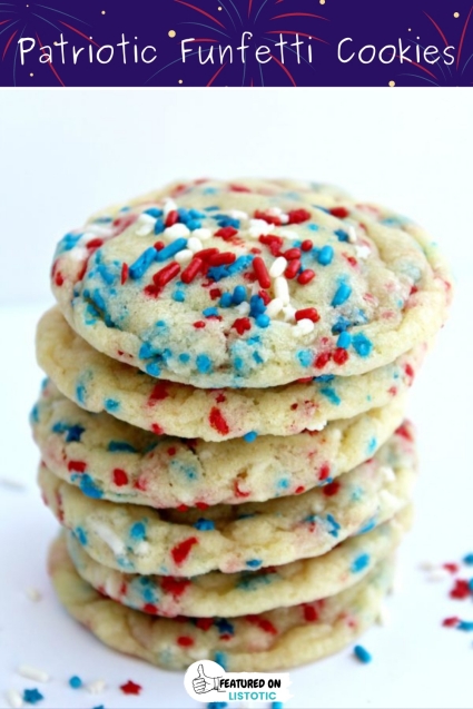 Patriotic Fourth of July red white and blue cookies. 4th of July cookies and desserts.