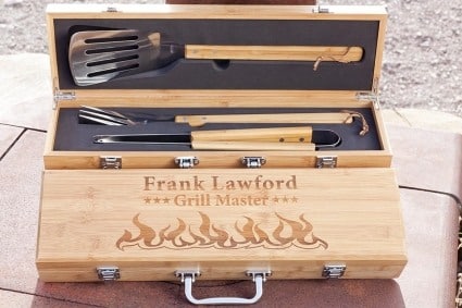 personalized bamboo bbq gift set with wood case Father's day gift ideas