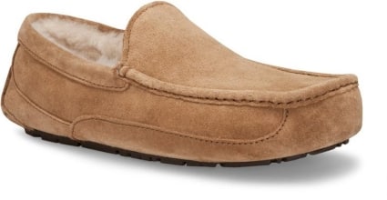 Ugg mens ascot carmel colored slipper