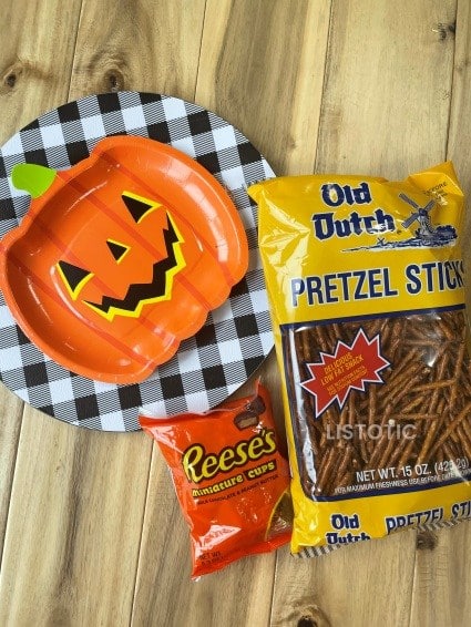 everything you need to for no bake Halloween treats