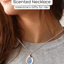 Scented necklace.