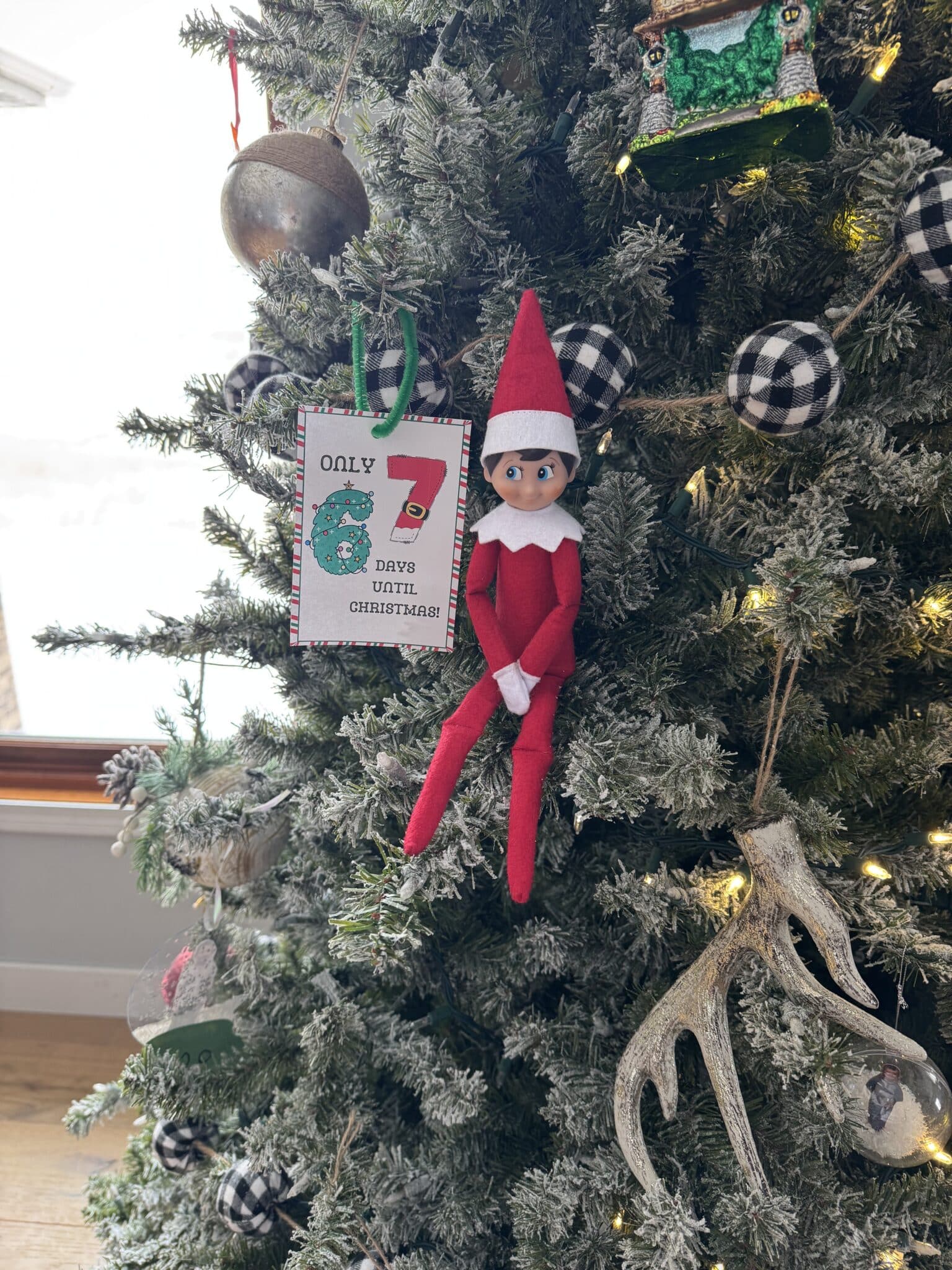 Easy & Hilarious 6 7 Elf on the Shelf Ideas for Busy Parents ⋆ Listotic